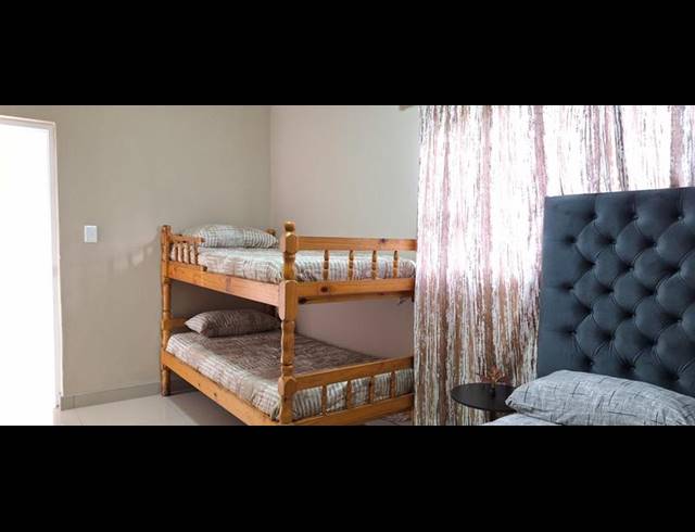 2 BEDROOM PROPERTY TO RENT IN CRAIGIEBURN